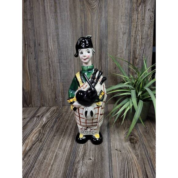 Vintage Scotch Decanter, Arnart Ceramic Scotish Man - Picture 2 of 9